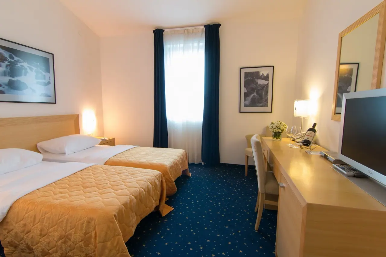 Hotel Blue Star — view 2